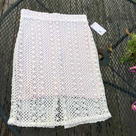 SZ 4 FREE PEOPLE CROCHET LINED PENCIL SKIRT - Picture 1 of 14